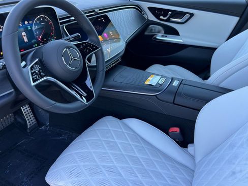 New 2026 Mercedes-Benz E 450 4MATIC All-Terrain Wagon image 13