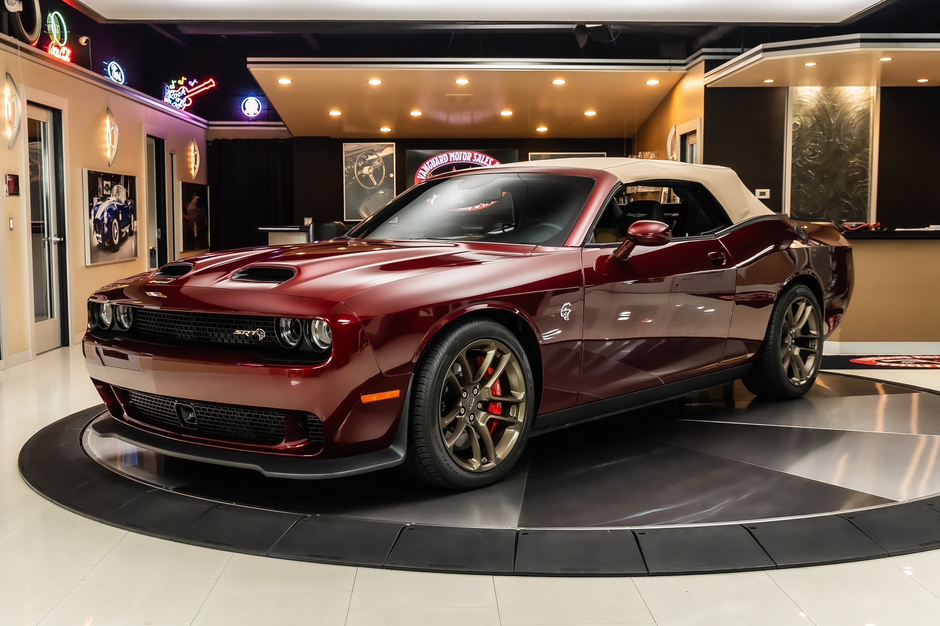 Used 2023 Dodge Challenger SRT Hellcat RWD image 5