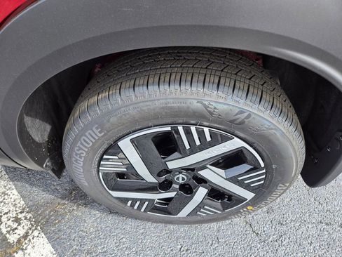 New 2026 Nissan Kicks SV image 6