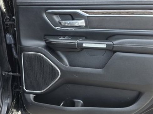 Used 2019 RAM 1500 Laramie image 12