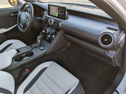 Used 2022 Lexus IS 350 F Sport image 22