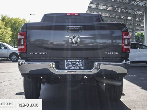 Used 2022 RAM 2500 Laramie AWD/4WD image 5