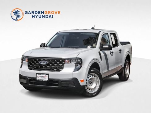 Used 2025 Ford Maverick XL FWD image 1