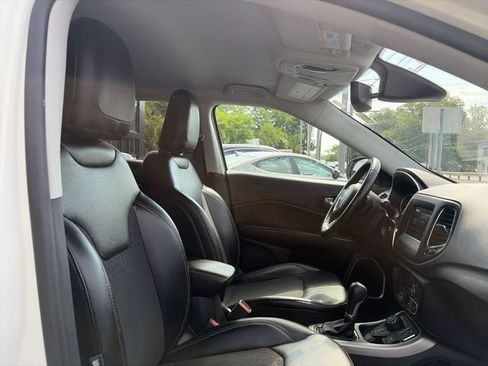Used 2020 Jeep Compass Latitude w/ Popular Equipment Group AWD/4WD image 25