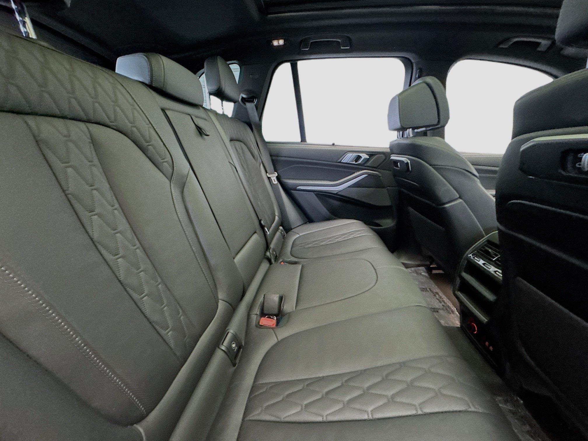 Used 2024 BMW X5 M60i w/ Executive Package AWD/4WD image 20