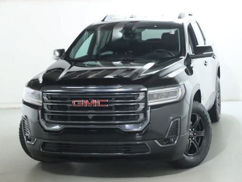 Used 2023 GMC Acadia AT4 w/ Technology Package AWD/4WD image 3