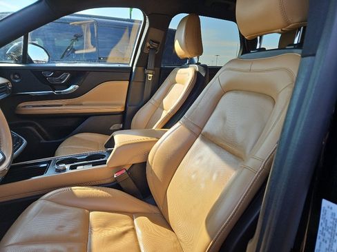 Used 2021 Lincoln Corsair Reserve w/ Equipment Group 201A image 8