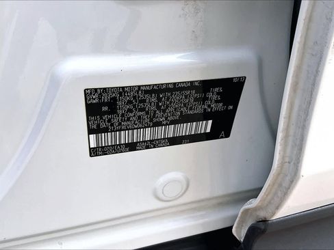 Used 2013 Toyota RAV4 Limited FWD image 35