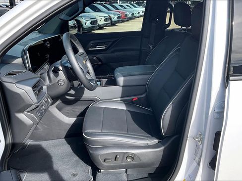 New 2026 Chevrolet Silverado EV LT w/ Plus Package image 10