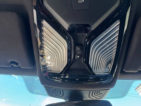 Used 2019 BMW 540i xDrive w/ M Sport Package AWD/4WD image 35