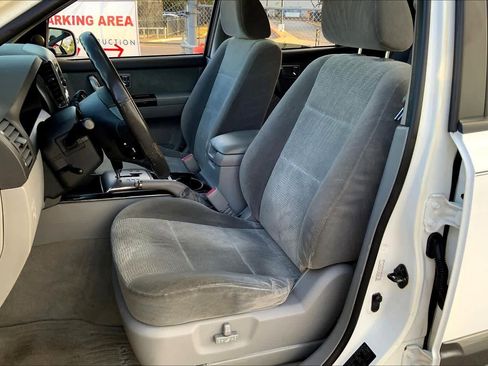 Used 2007 Kia Sorento EX image 7