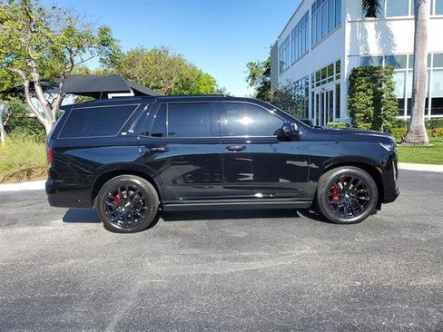 Certified 2023 Cadillac Escalade Sport w/ LPO, ONYX Package AWD/4WD image 25