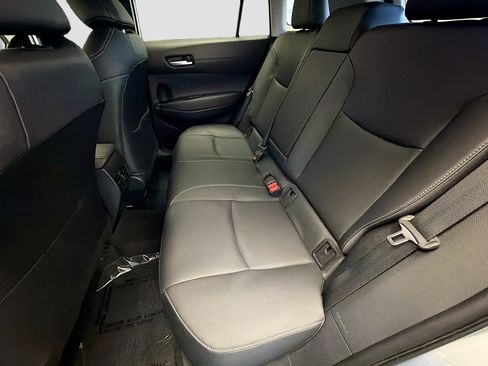 Used 2023 Toyota Corolla Cross XLE FWD image 13