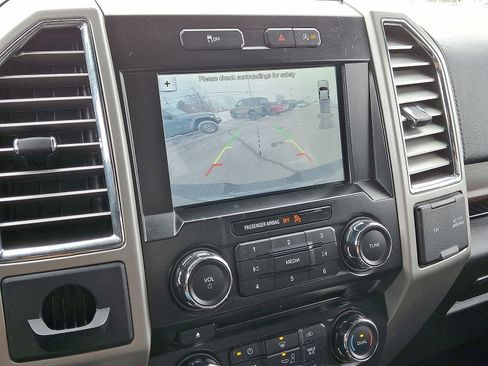 Used 2016 Ford F150 Lariat w/ Equipment Group 501A Mid image 20