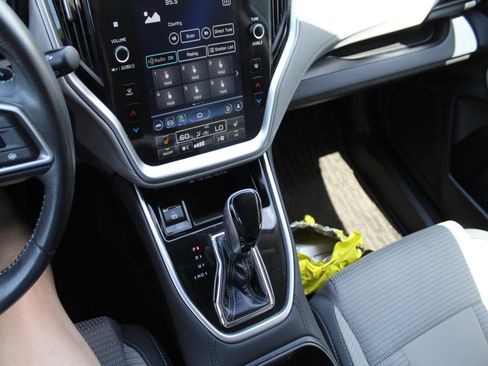 Used 2023 Subaru Outback Premium AWD/4WD image 18