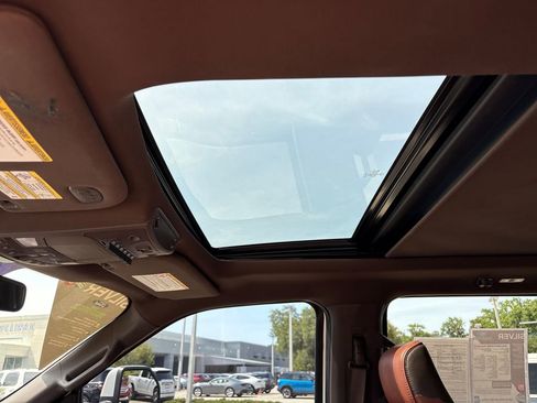 Used 2019 Ford F250 King Ranch w/ King Ranch Ultimate Package AWD/4WD image 8