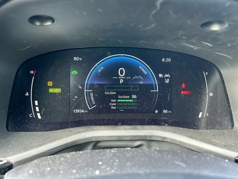 Used 2025 Toyota Camry LE FWD image 21