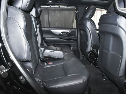 Used 2024 Lexus LX 600 F Sport image 64