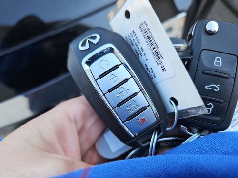 Used 2022 INFINITI Q50 Luxe w/ Cargo Package image 36