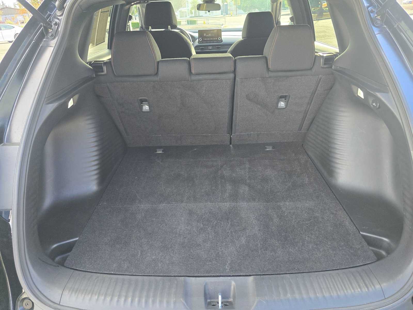 Used 2025 Honda HR-V Sport image 14