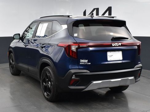 Certified 2026 Kia Seltos EX w/ EX Sunroof Package FWD image 4