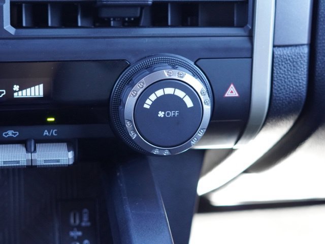 Certified 2026 Toyota Tacoma TRD Sport AWD/4WD image 32