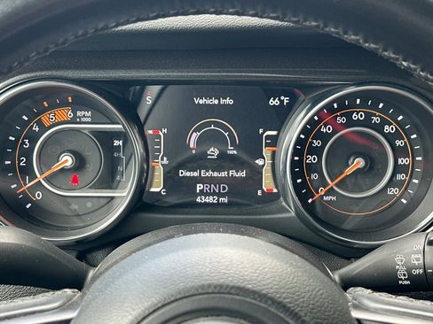 Used 2020 Jeep Wrangler Unlimited Sport image 18