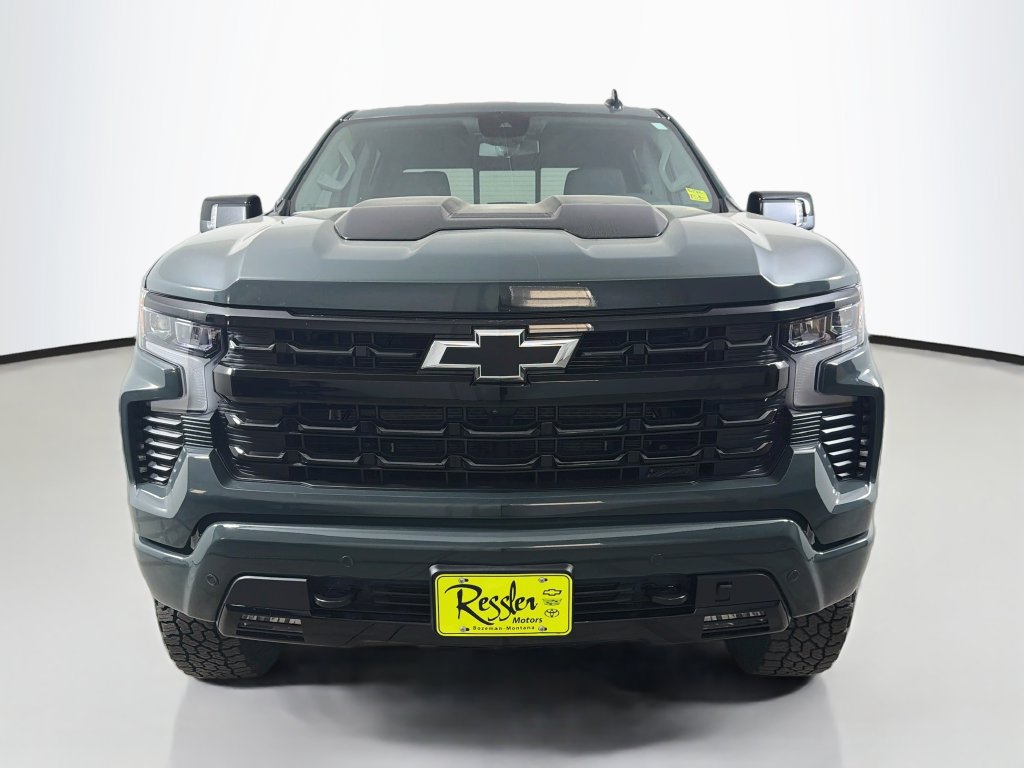 Used 2026 Chevrolet Silverado 1500 LT Trail Boss w/ LT Trail Boss Premium Package AWD/4WD image 2
