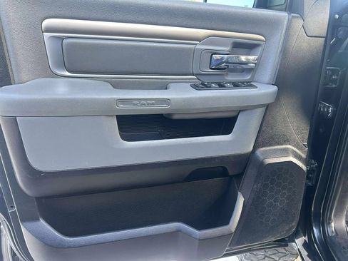 Used 2016 RAM 1500 Classic SLT image 9