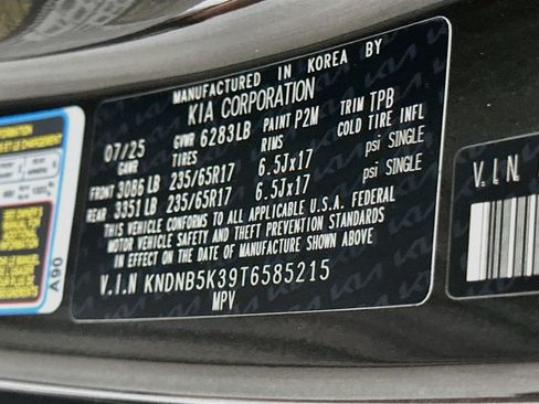 Used 2026 Kia Carnival FWD image 12