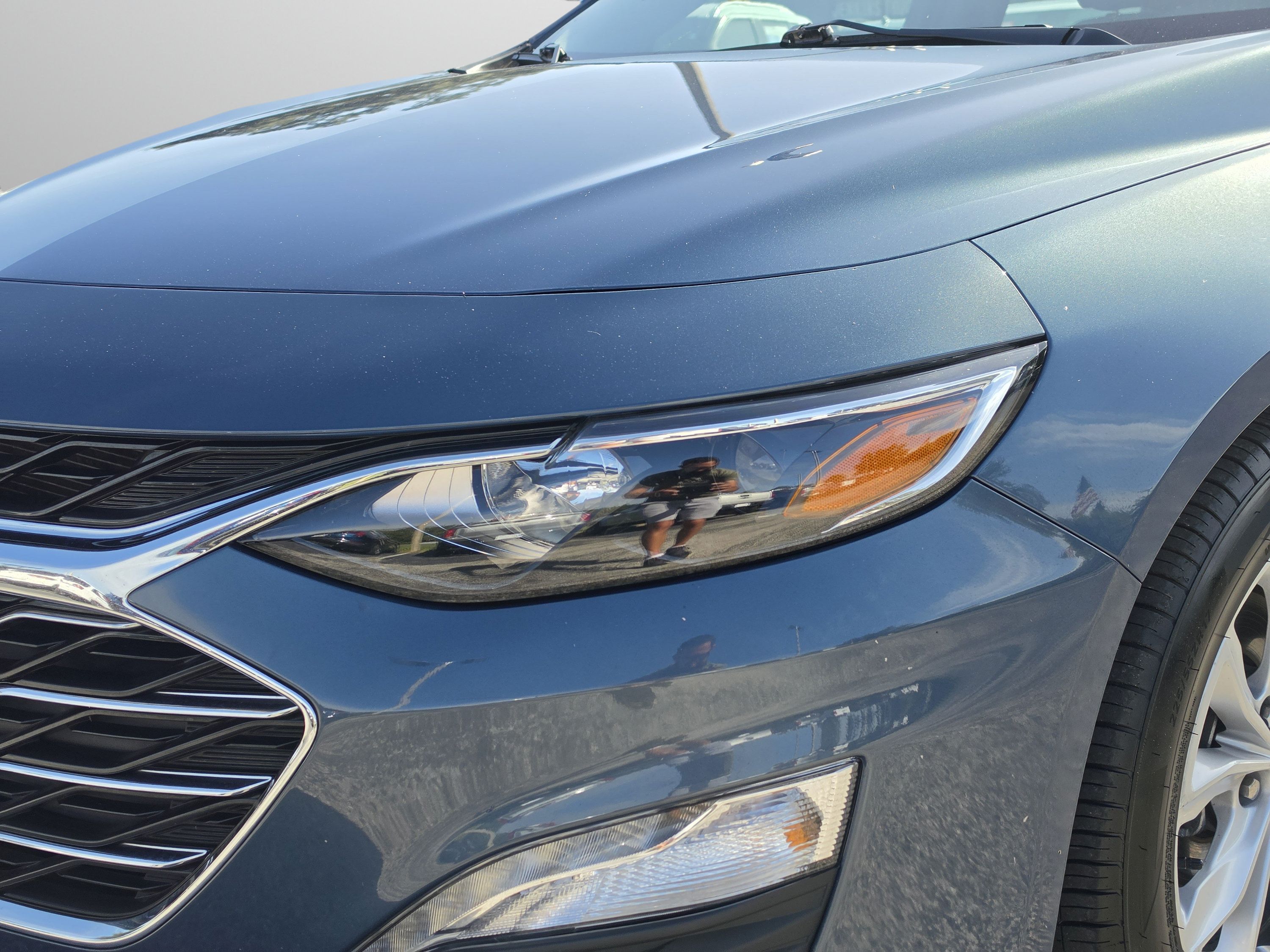 Used 2025 Chevrolet Malibu LT FWD image 12