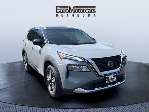 Used 2022 Nissan Rogue Platinum w/ Head-Up Display Package AWD/4WD image 7