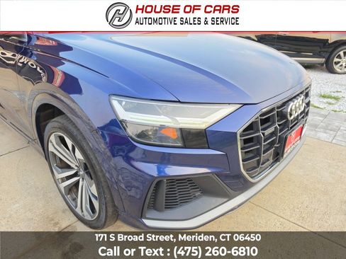 Used 2020 Audi Q8 Premium Plus AWD/4WD image 11