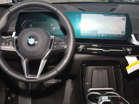 New 2025 BMW X1 xDrive28i w/ Premium Package image 17