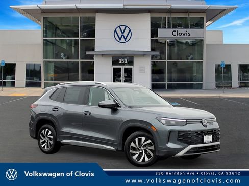 New 2026 Volkswagen Tiguan S FWD image 1