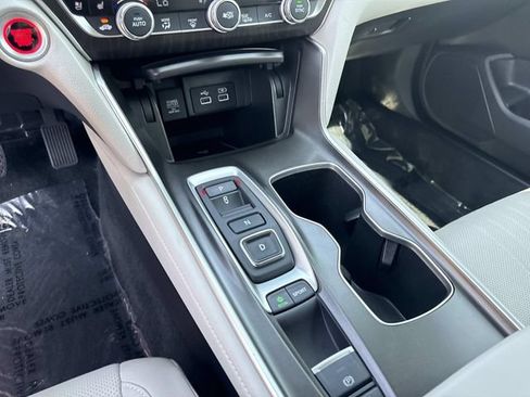 Certified 2022 Honda Accord Touring image 27