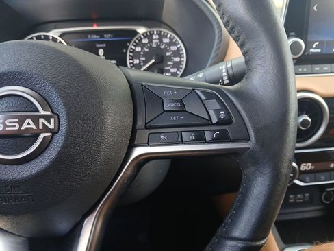 Used 2024 Nissan Sentra SV w/ SV Premium Package FWD image 25