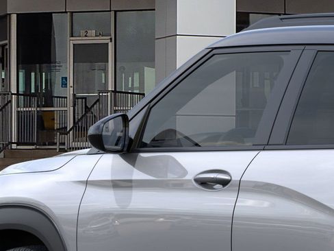 New 2026 Chevrolet TrailBlazer RS w/ Driver Confidence Package image 12