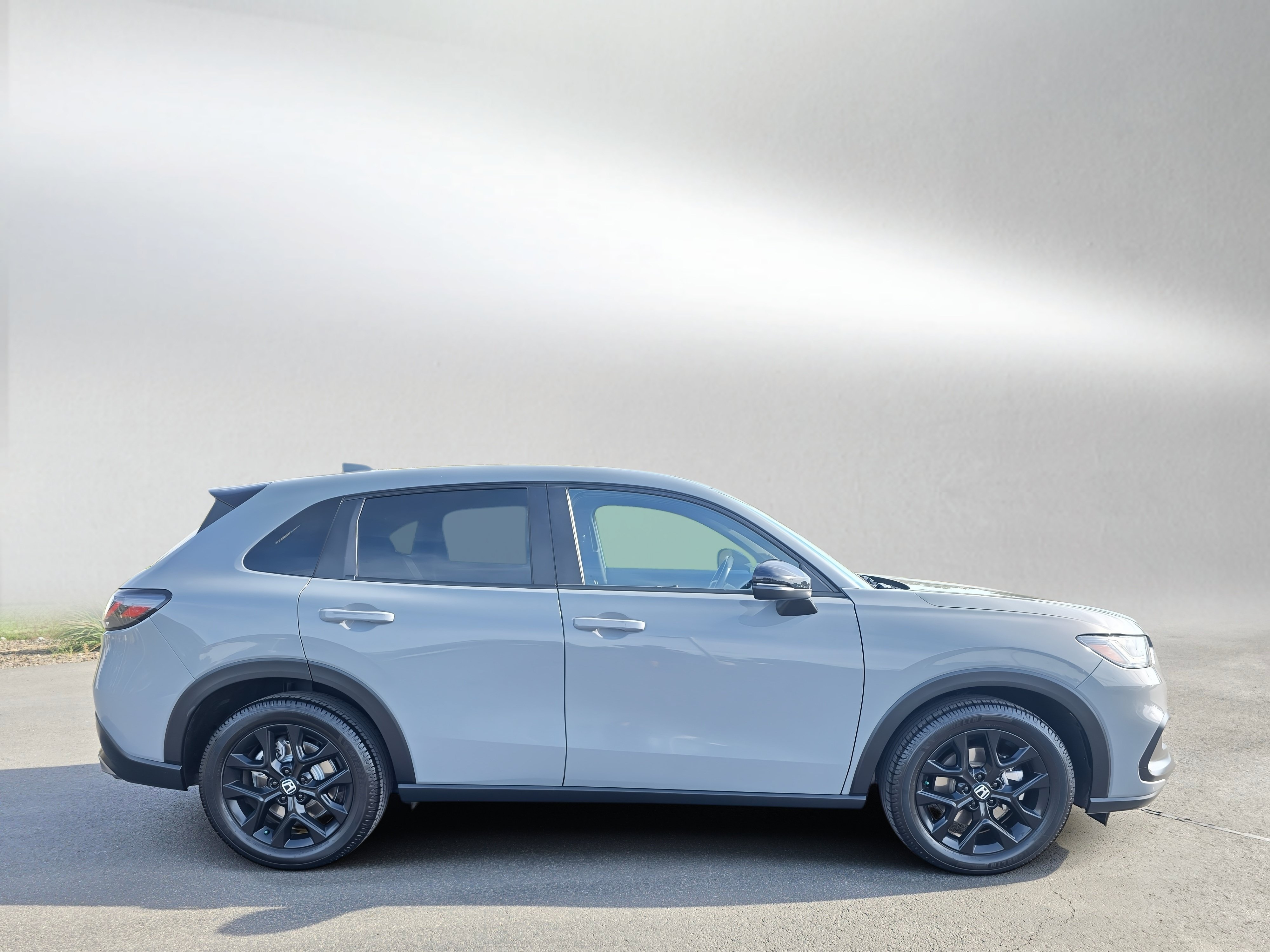 Used 2025 Honda HR-V Sport image 6