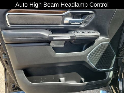 Used 2022 RAM 1500 Laramie AWD/4WD image 13