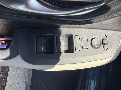 Certified 2026 Honda HR-V LX image 11