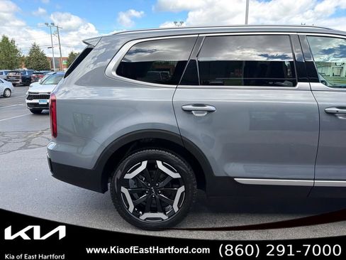 Used 2024 Kia Telluride S AWD/4WD image 7