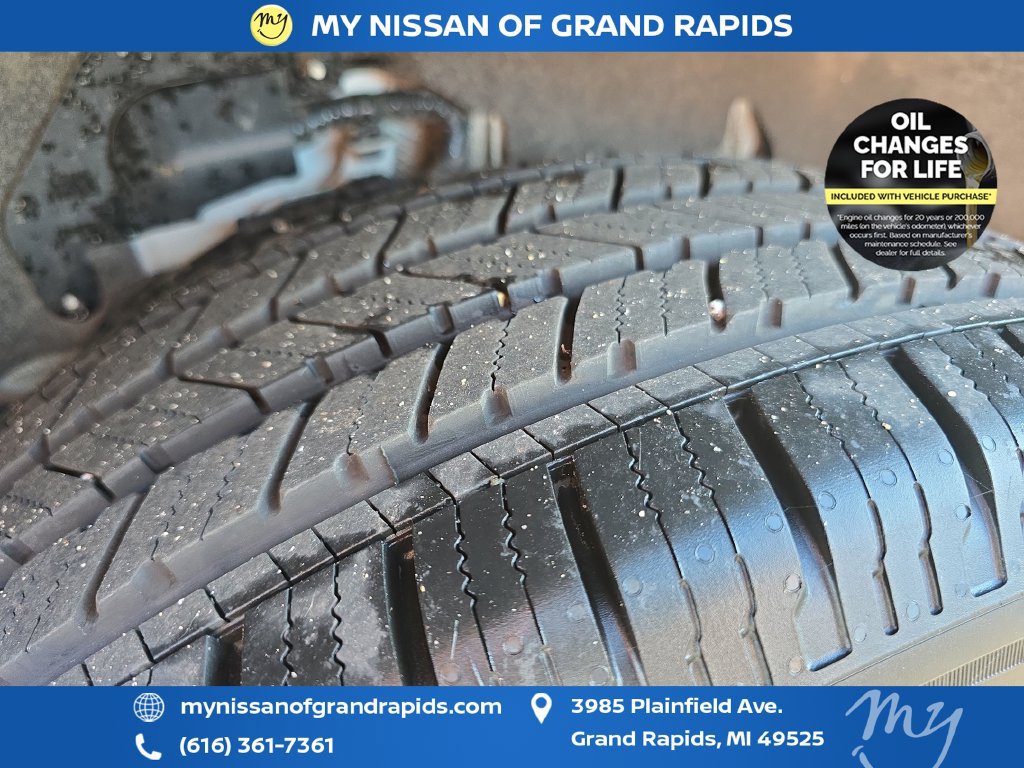 Certified 2023 Nissan Rogue SV AWD/4WD image 35