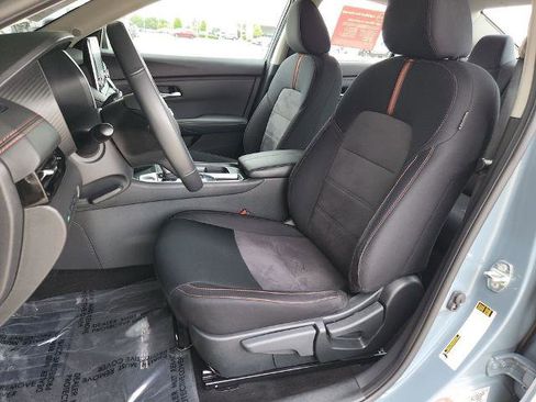Certified 2024 Nissan Sentra SR FWD image 12