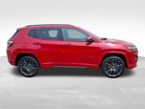 Used 2022 Jeep Compass Limited AWD/4WD image 26