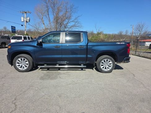 Used 2020 Chevrolet Silverado 1500 Custom w/ Custom Value Package image 8