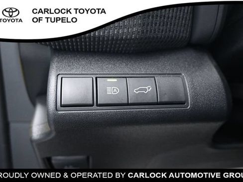 Used 2025 Toyota bZ4X FWD image 25