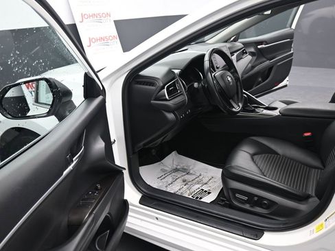 Used 2023 Toyota Camry SE image 17