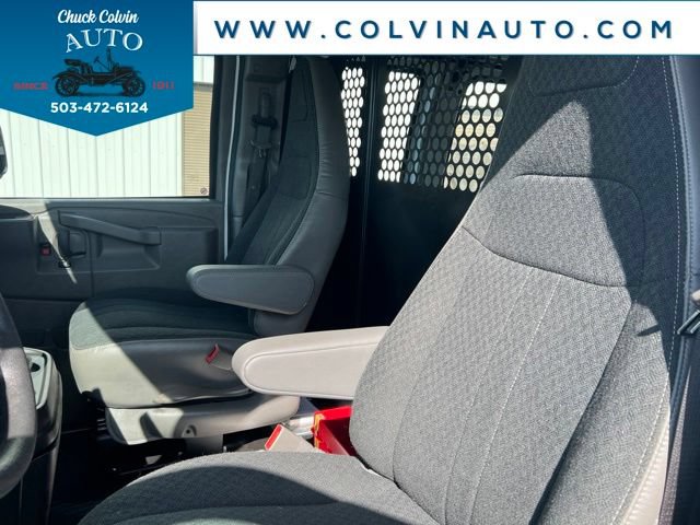Used 2025 Chevrolet Express 2500 w/ Driver Convenience Package RWD image 13