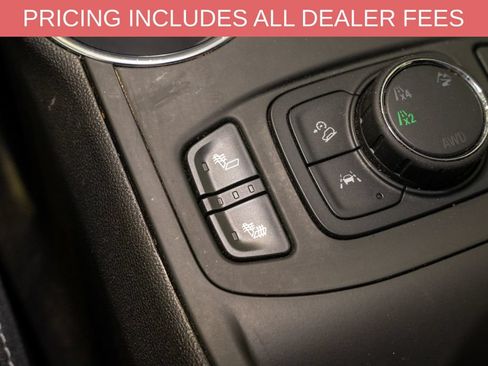 Used 2023 GMC Terrain SLT AWD/4WD image 18
